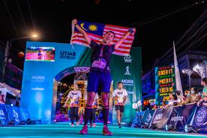 BIB: 1500, 2009, 3303, 100, 140311, 130316, 299
                            <button type="button" onclick="openModal(21812016)" class="btn btn-primary btn-sm float-right btn-popup" data-toggle="modal" data-target=".modal-high-quality">
                        <i class="fas fa-shopping-cart"></i> Add to Cart
                    </button>
                                            <button type="button" onclick="isThisMe(21812016, true)" class="btn btn-success btn-sm float-right btn-popup btn-isme hidden" data-toggle="tooltip" data-placement="bottom" title="นี่คือรูปของคุณใช่ไหม คลิกที่นี่เพื่อเอาเข้าอัลบั้ม">
                        <i class="fas fa-plus"></i> Add to album
                    </button>
                    <button type="button" onclick="isThisMe(21812016, false)" class="btn btn-warning btn-sm float-right btn-popup btn-isnotme hidden">
                        <i class="fas fa-ban"></i> Remove from album
                    </button>